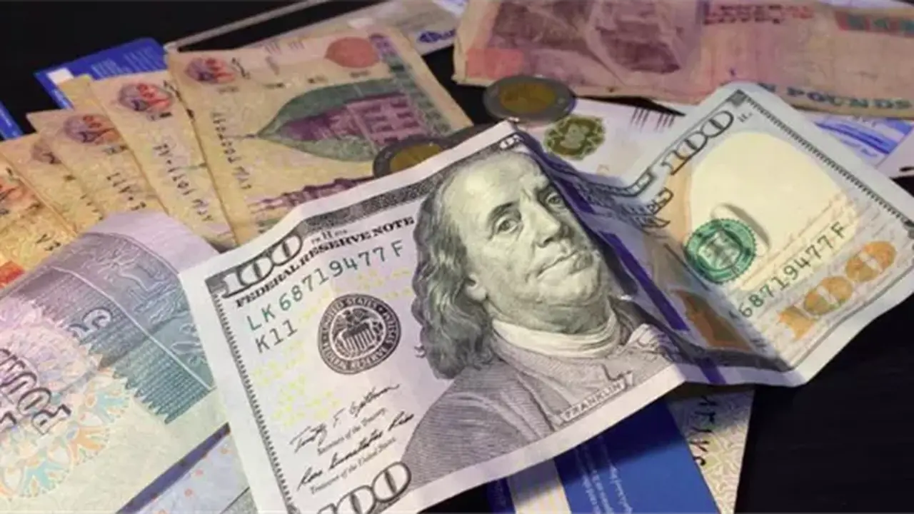 تحرك مفاجئ.. الجنيه المصري يرتفع بنسبة 1.6% أمام الدولار في تعاملات اليوم المباشرة